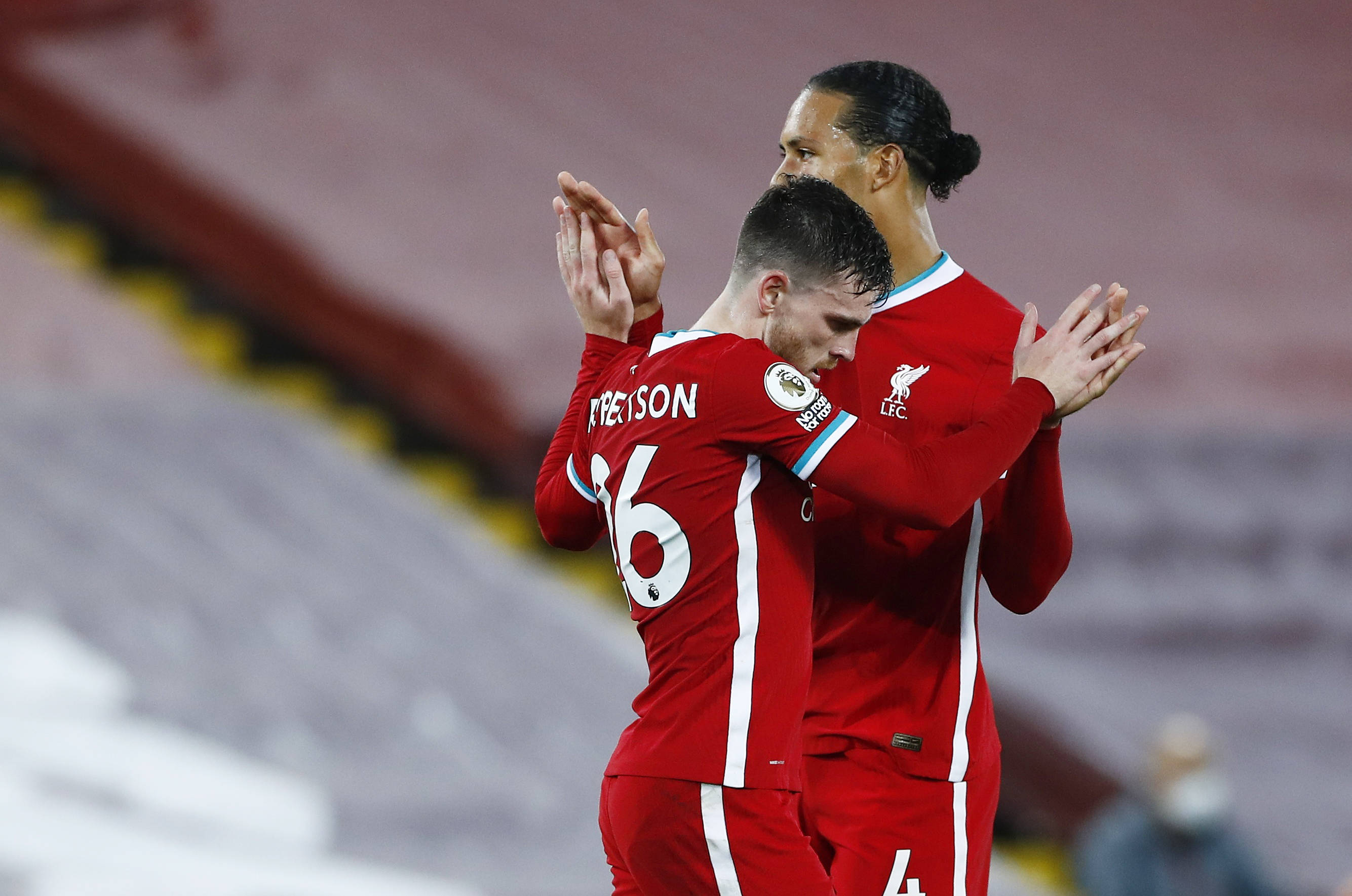 抓住对手的 抓住对手的